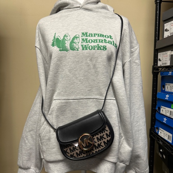 NWT! MK Michael Kors Fulton Leather Small Belt Bag Crossbody In Black 35F9GFTN1J - Picture 7 of 8